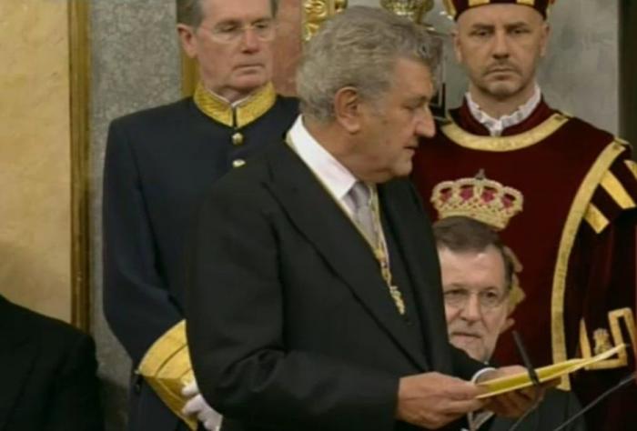 ¿Pero quién es el rey? Rajoy, coronado