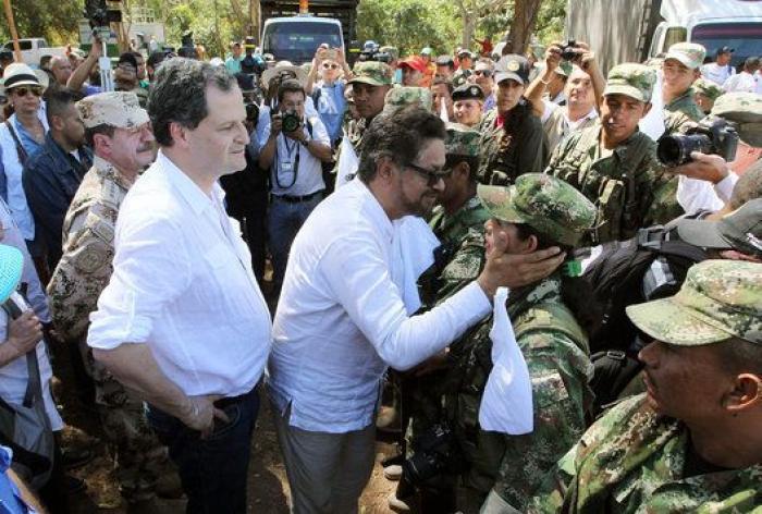 El partido político surgido de la extinta guerrilla de las FARC pide perdón a las víctimas de secuestro