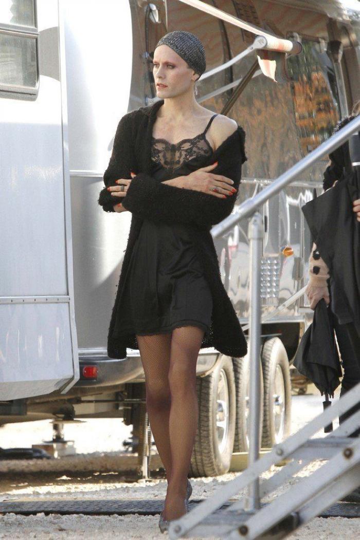 Eddie Redmayne, irreconocible en su papel de transexual en su próxima película (FOTOS)