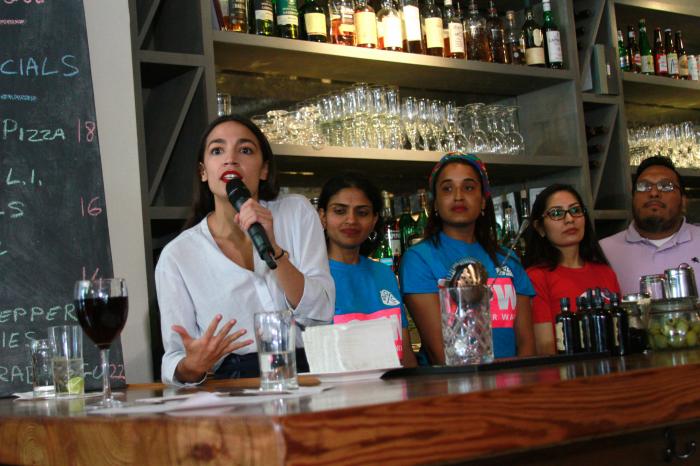 El inesperado discurso de Alexandria Ocasio-Cortez que ha tenido que aclarar en Twitter