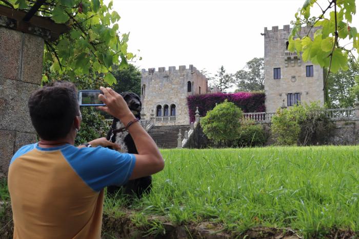 Un 'paseo' por el pazo Meirás (pero no el que Franco querría)
