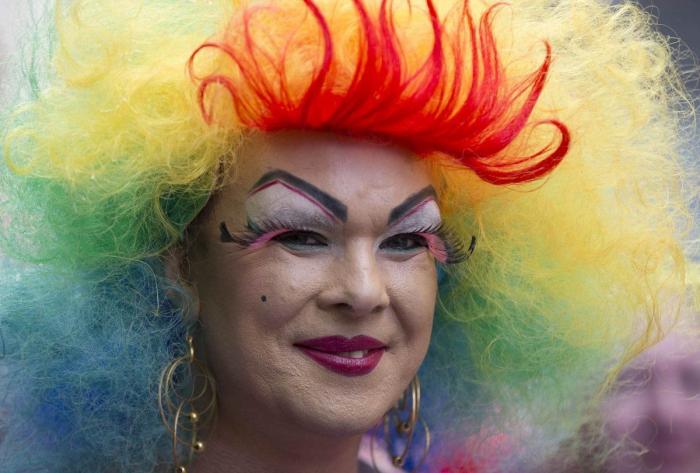 No es una estrategia de marketing: el motivo por el que los capítulos de 'Veneno' llegan con cuentagotas