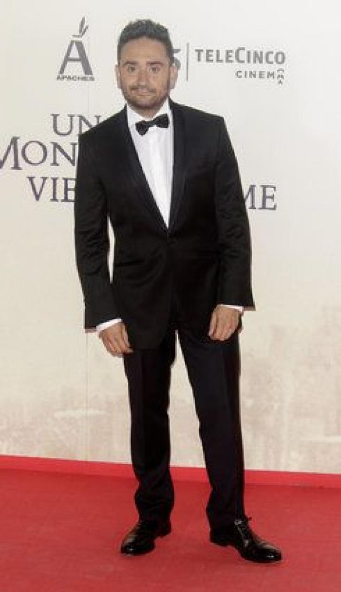 Juan Antonio Bayona critica a la policía por este consejo sobre la piratería