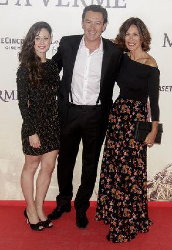 Juan Antonio Bayona critica a la policía por este consejo sobre la piratería