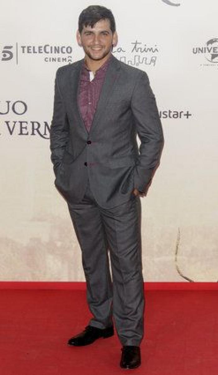 Juan Antonio Bayona critica a la policía por este consejo sobre la piratería