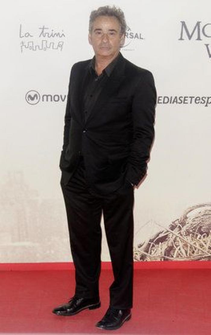 Juan Antonio Bayona critica a la policía por este consejo sobre la piratería