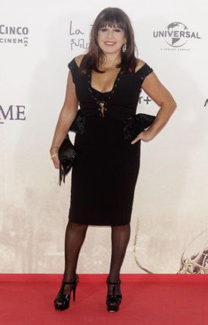 Juan Antonio Bayona critica a la policía por este consejo sobre la piratería