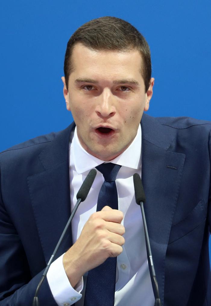 Así es Jordan Bardella, el sucesor de Le Pen al frente de la ultraderecha de Francia