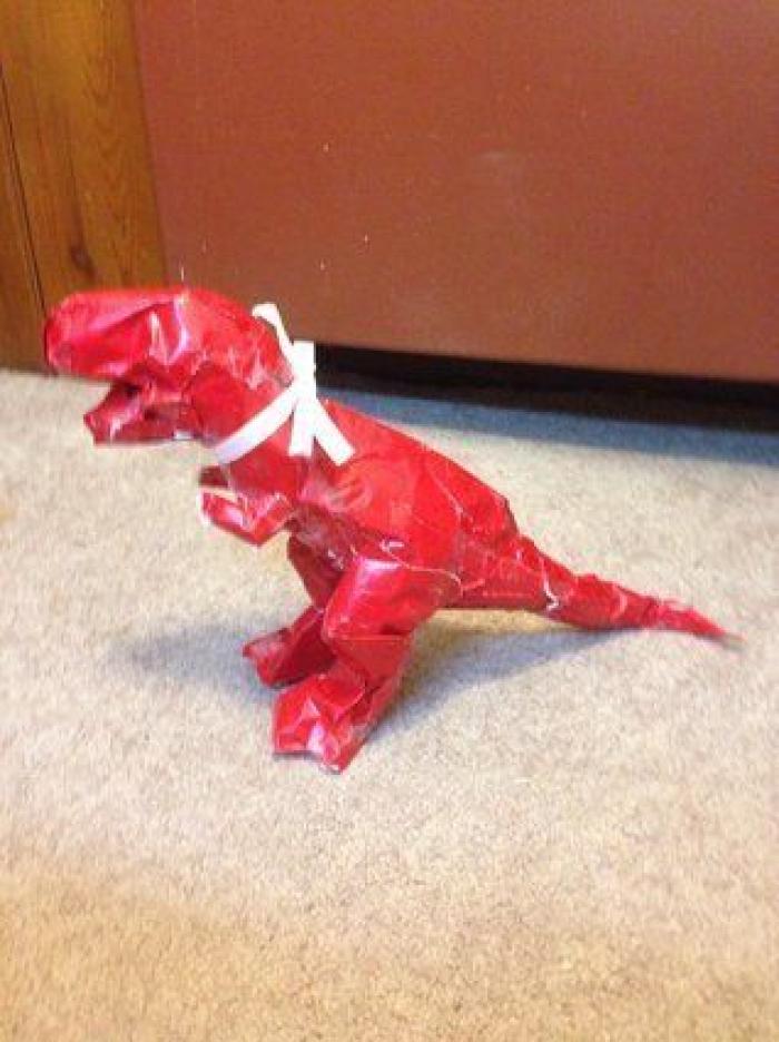 "Mi ex me regaló un llavero": cómo gestionar que no gusten los regalos de Navidad