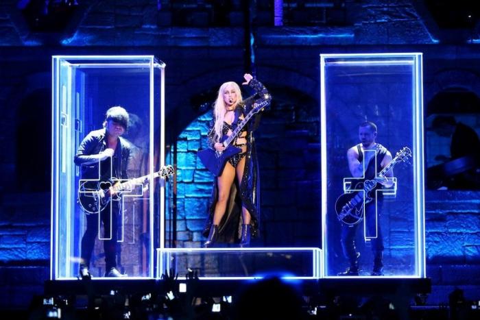Lady Gaga y el príncipe Guillermo unen fuerzas contra las enfermedades mentales