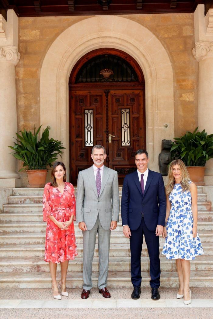 El corte de Pedro Sánchez a Piqueras en Informativos Telecinco tras esta pregunta sobre Felipe VI