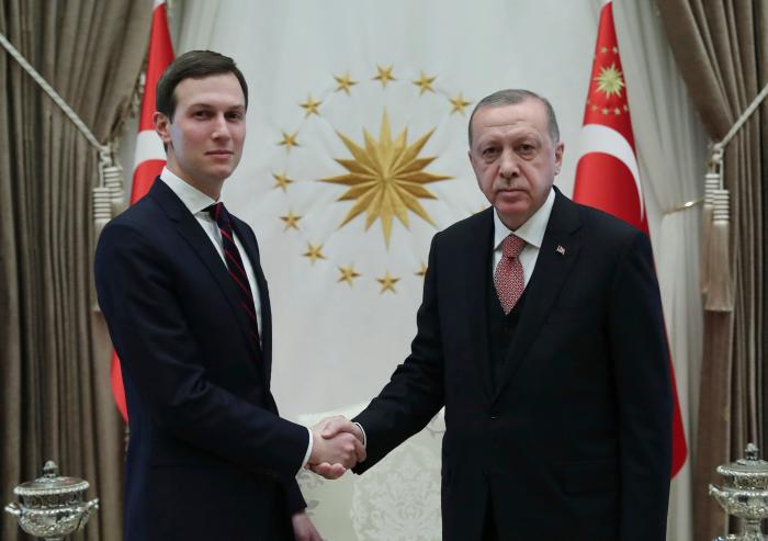 Gracias al equipo de Trump, Biden podría ganar el debate solo con permanecer despierto