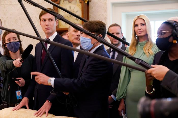 Gracias al equipo de Trump, Biden podría ganar el debate solo con permanecer despierto