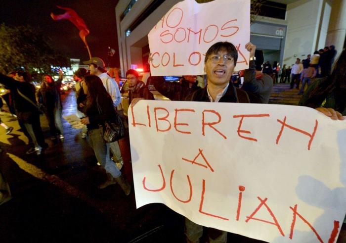 Diez años de Wikileaks: secretos, conspiraciones y un hombre atrapado