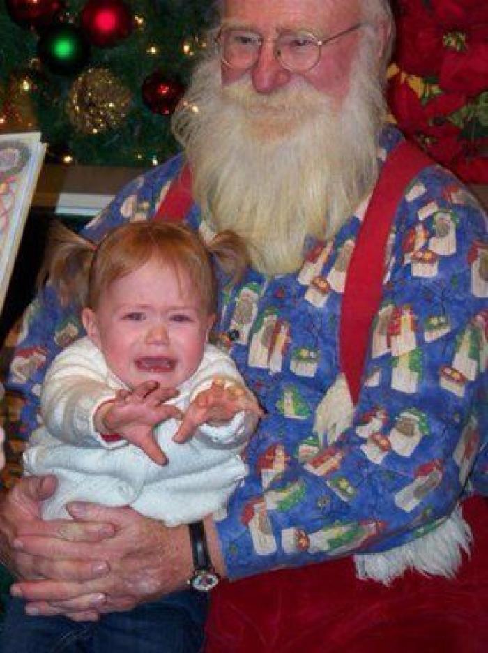 Niños con Papá Noel: 36 fotos que no salieron como se esperaba