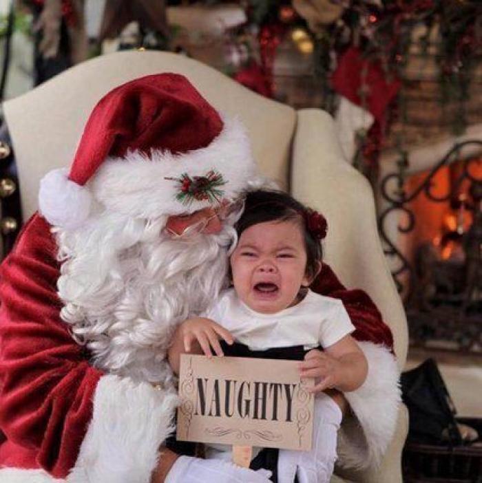 Niños con Papá Noel: 36 fotos que no salieron como se esperaba