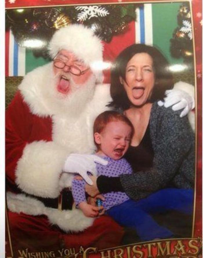 Niños con Papá Noel: 36 fotos que no salieron como se esperaba