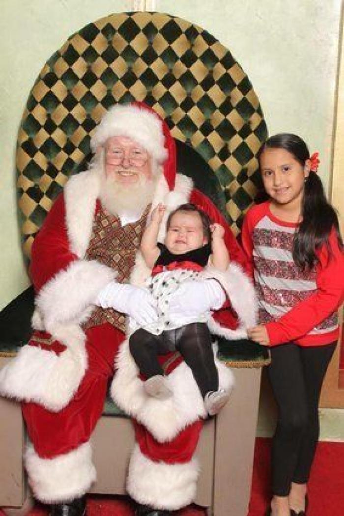 Niños con Papá Noel: 36 fotos que no salieron como se esperaba