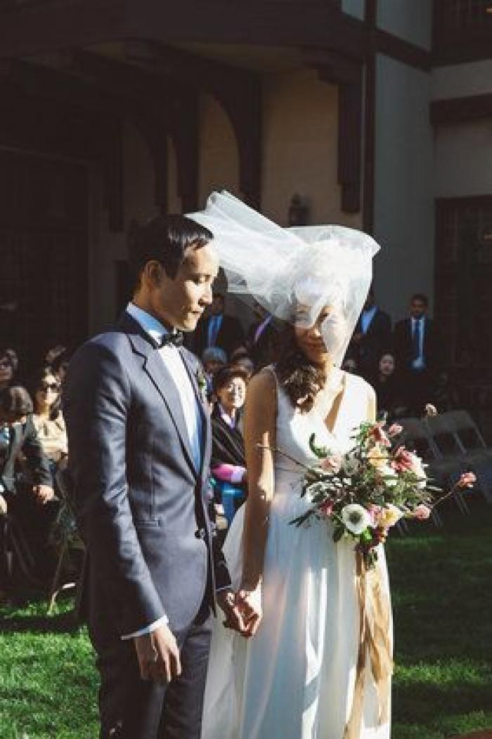 Lo que el viento se llevó no fue el amor: 23 fotos de boda con mucho aire