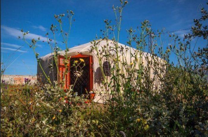 6 cosas que puedes hacer por las mañanas para estar más feliz en el trabajo