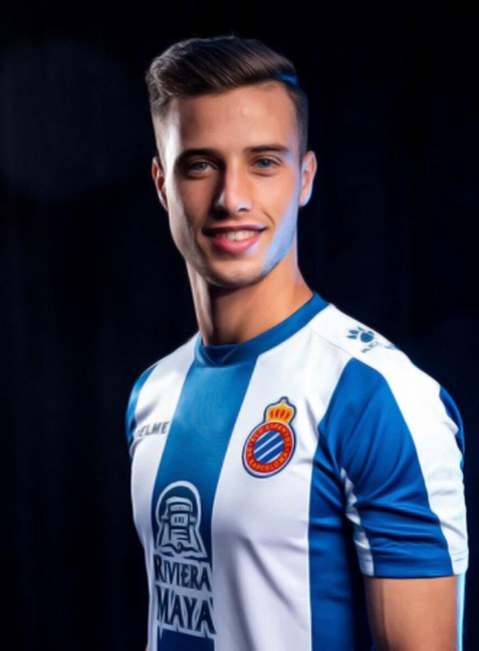 ¿El jugador más guapo de la Liga? Este futbolista español causa sensación en redes