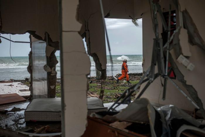 Las autoridades indonesias piden "perdón" por no activar la alerta de tsunami