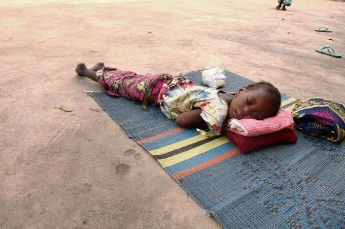 Asaltantes armados secuestran a más de 300 alumnos de una escuela en Nigeria