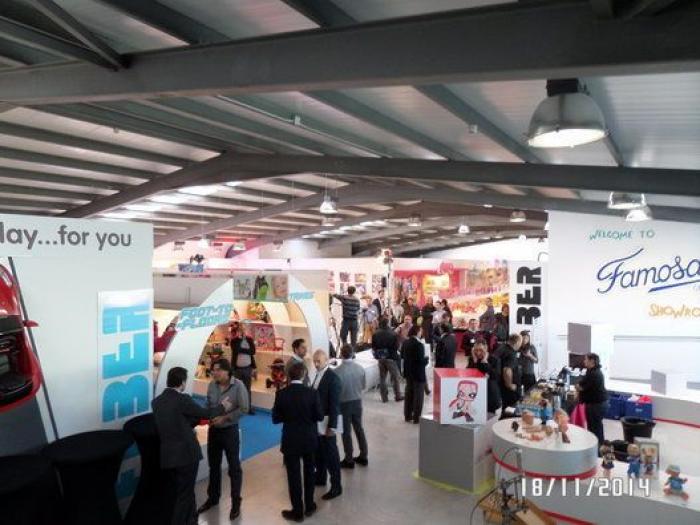 ¿Cómo se fabrican los juguetes que te traen los Reyes Magos? Una visita a la fábrica de Famosa