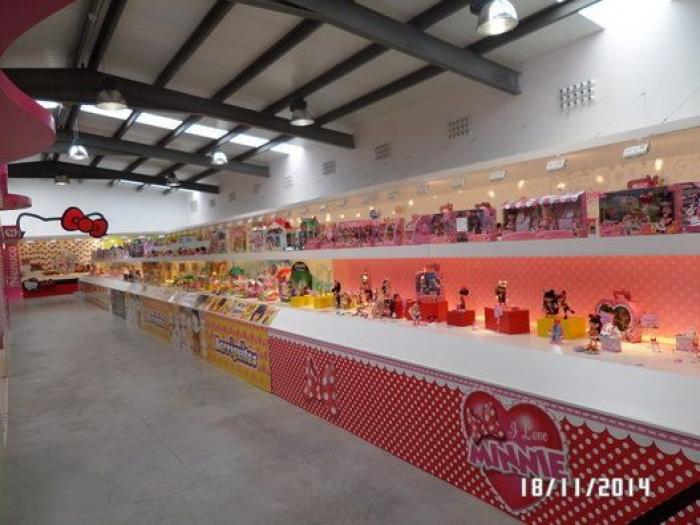 ¿Cómo se fabrican los juguetes que te traen los Reyes Magos? Una visita a la fábrica de Famosa