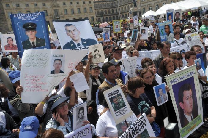 Santos prorroga hasta el 31 de diciembre el alto al fuego con las FARC