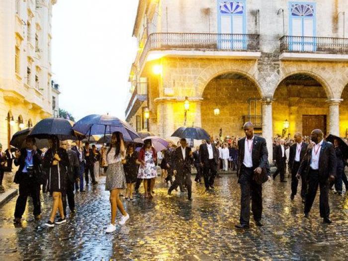 Obama llega a Cuba con la expectativa de un gran cambio
