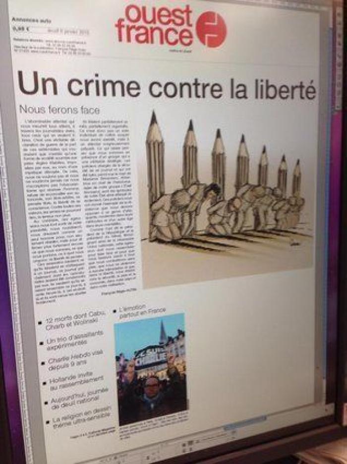 'Charlie Hebdo' caricaturiza a Erdogan en calzoncillos mientras levanta la túnica a una mujer musulmana