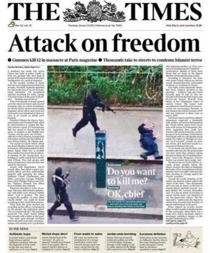 'Charlie Hebdo' caricaturiza a Erdogan en calzoncillos mientras levanta la túnica a una mujer musulmana