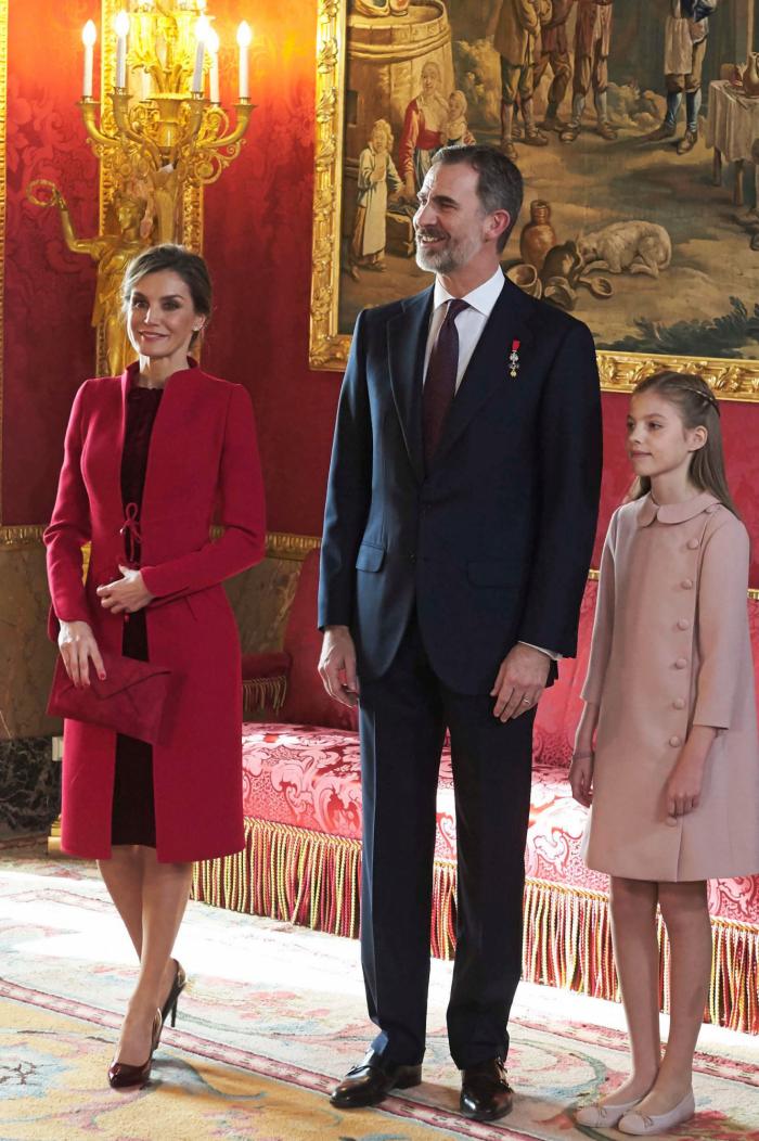 El rifirrafe entre la reina Letizia y doña Sofía por una foto a las infantas