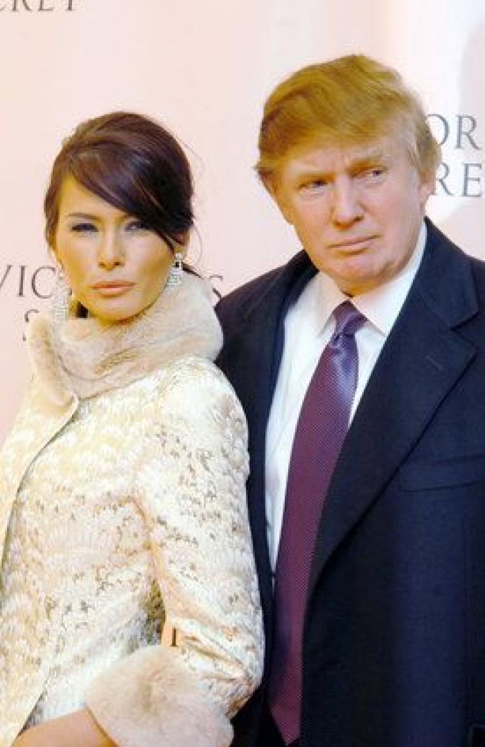 Melania Trump dice que su marido fue "incitado" a hacer comentarios lascivos