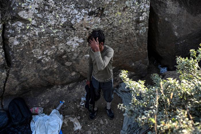 Salir por tierra de Afganistán, el complicado último recurso para evitar a los talibán