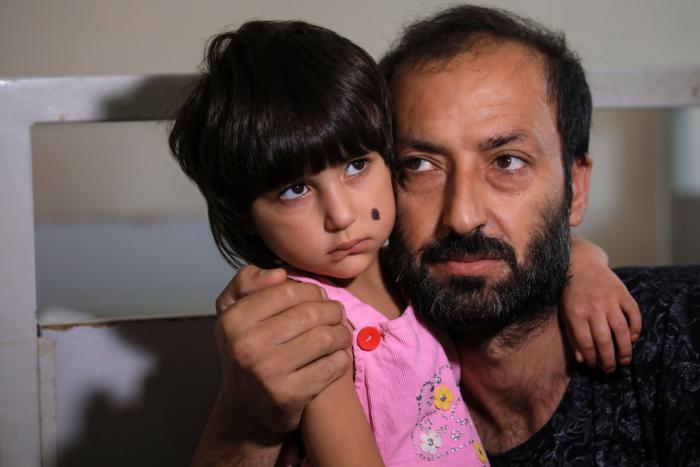 Salir por tierra de Afganistán, el complicado último recurso para evitar a los talibán