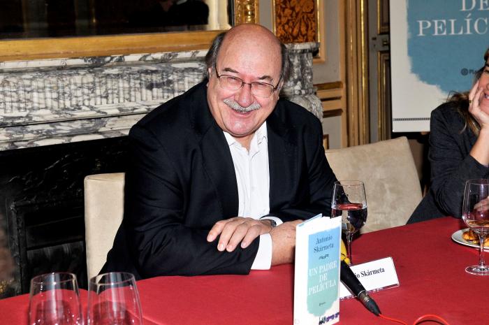 Quiénes son los escritores españoles actuales más leídos en el extranjero