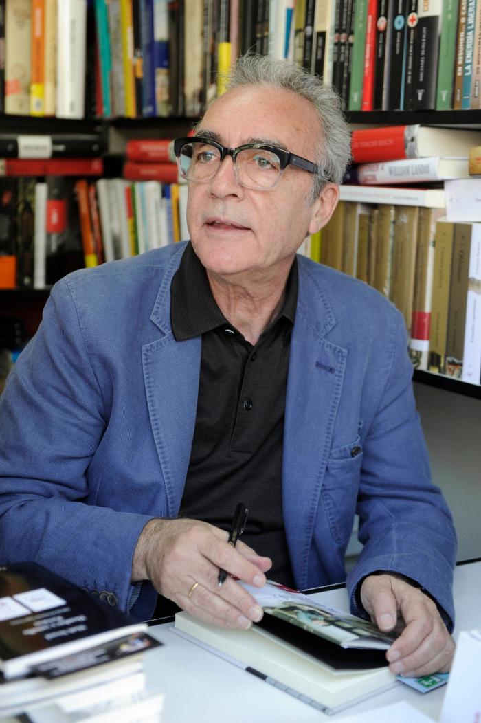 Quiénes son los escritores españoles actuales más leídos en el extranjero