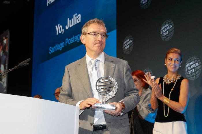 Quiénes son los escritores españoles actuales más leídos en el extranjero