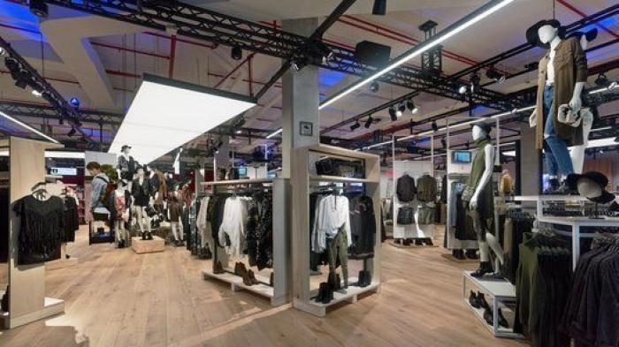 Mango crea un sistema para evitar colas pagando con el móvil en sus tiendas