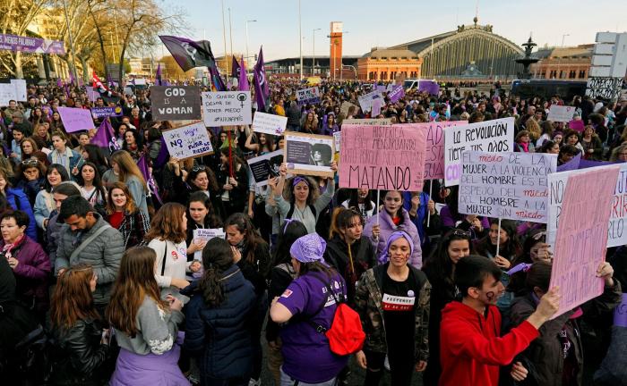 Un hombre mata a puñaladas a su mujer, ante sus hijos, en La Puebla de Almoradiel (Toledo)