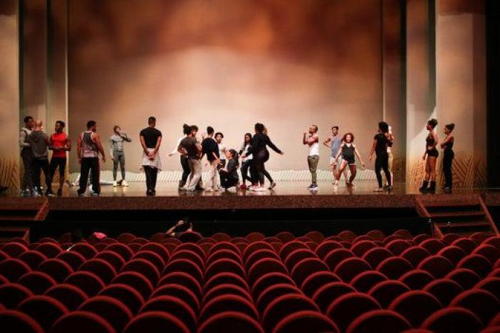 'El Rey León' cumple cinco años: una visita al 'backstage' del musical en Madrid (FOTOS)