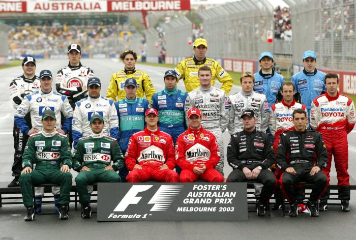 Recuperan la respuesta que Fernando Alonso dio a este tuit y vuelve a arrasar