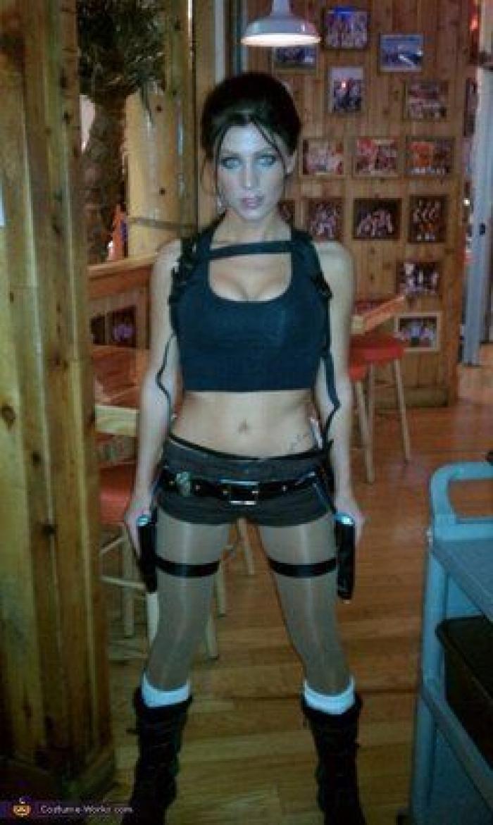 La genial respuesta de un padre a quien criticó a su hija por su disfraz 'de chico'