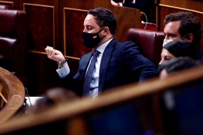 Leen el voto de Álvarez de Toledo en la moción de censura y pasa justo lo que estás pensando