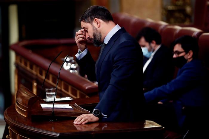 Leen el voto de Álvarez de Toledo en la moción de censura y pasa justo lo que estás pensando