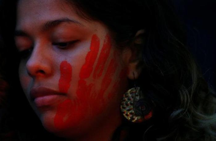 Uno de cada cinco hombres jóvenes considera la violencia de género "un invento ideológico"