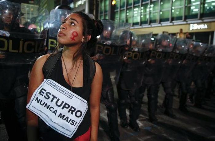 Uno de cada cinco hombres jóvenes considera la violencia de género "un invento ideológico"