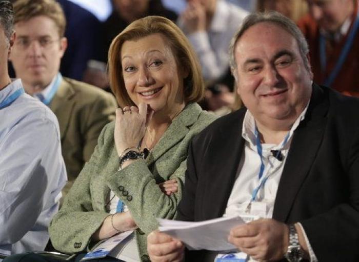 La foto del dedo de Aznar: los comentarios en Twitter